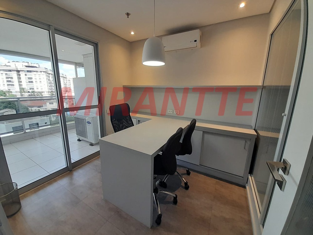 Comercial de 88.6m² em Santana