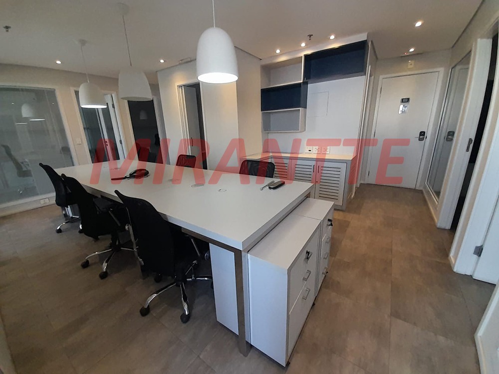 Comercial de 88.6m² em Santana