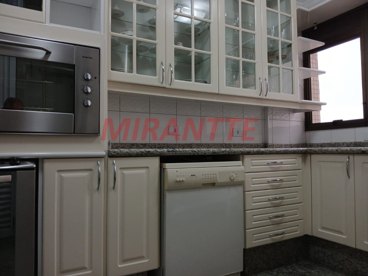 Apartamento de 207m² com 3 quartos em Santana