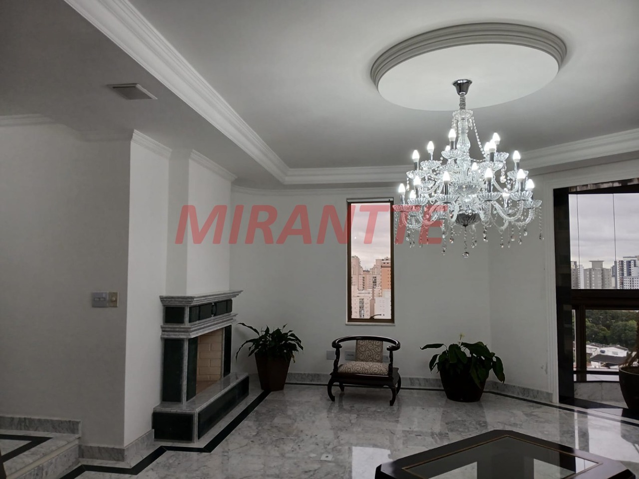 Apartamento de 207m² com 3 quartos em Santana