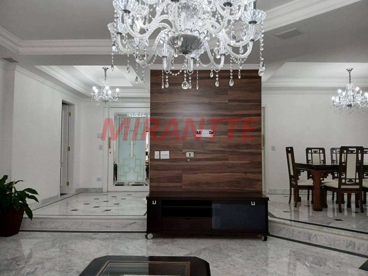 Apartamento de 207m² com 3 quartos em Santana