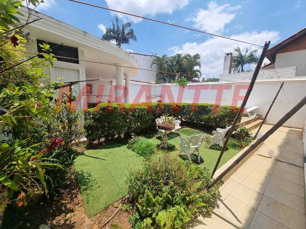 Sobrado de 500m² com 4 quartos em Parque Dos Principes