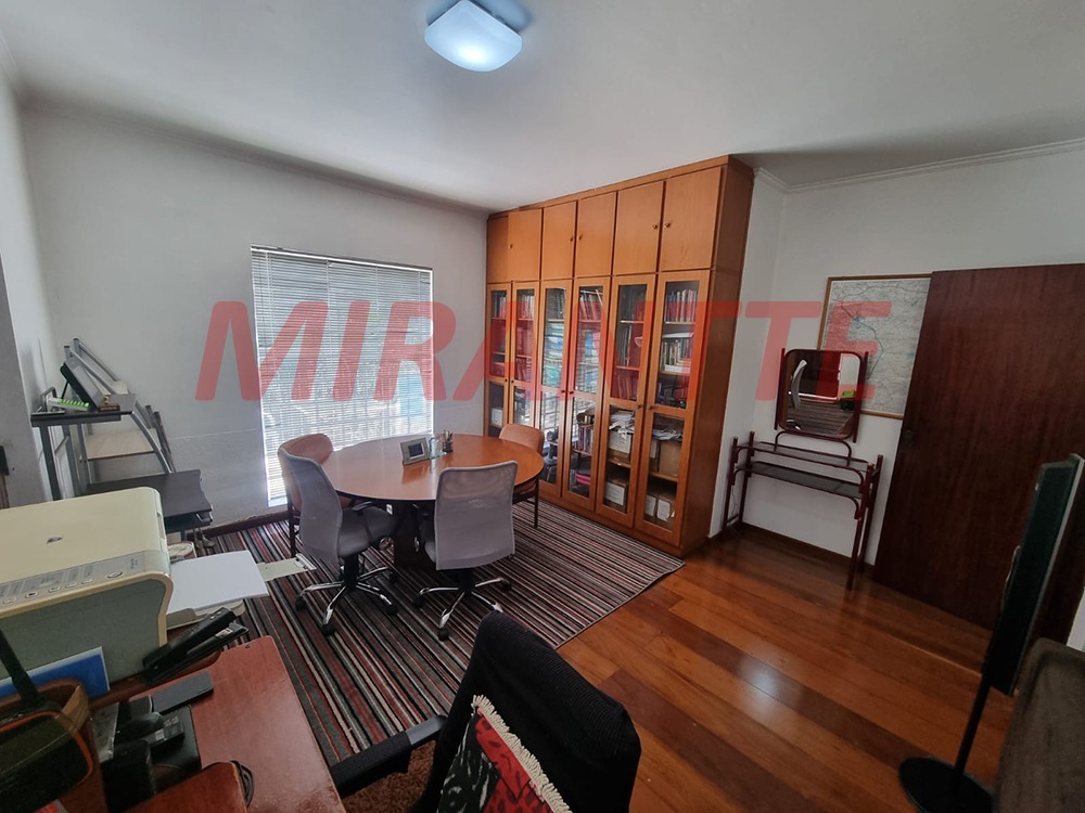 Sobrado de 500m² com 4 quartos em Parque Dos Principes