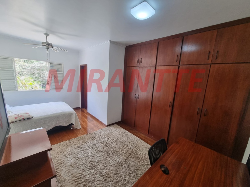 Sobrado de 500m² com 4 quartos em Parque Dos Principes