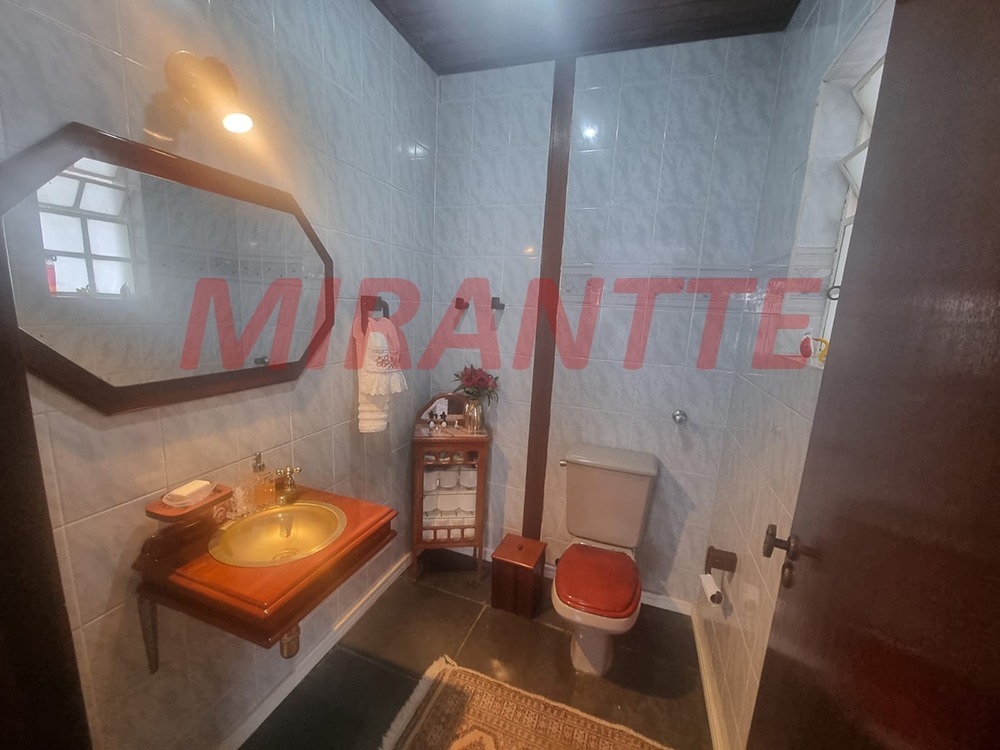 Sobrado de 500m² com 4 quartos em Parque Dos Principes