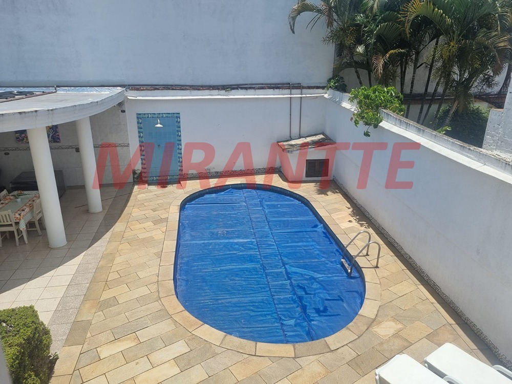 Sobrado de 500m² com 4 quartos em Parque Dos Principes