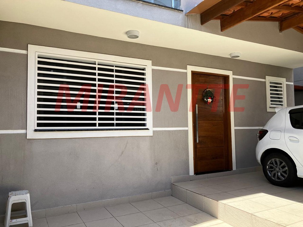 Sobrado de 88m² com 3 quartos em Santa Teresinha