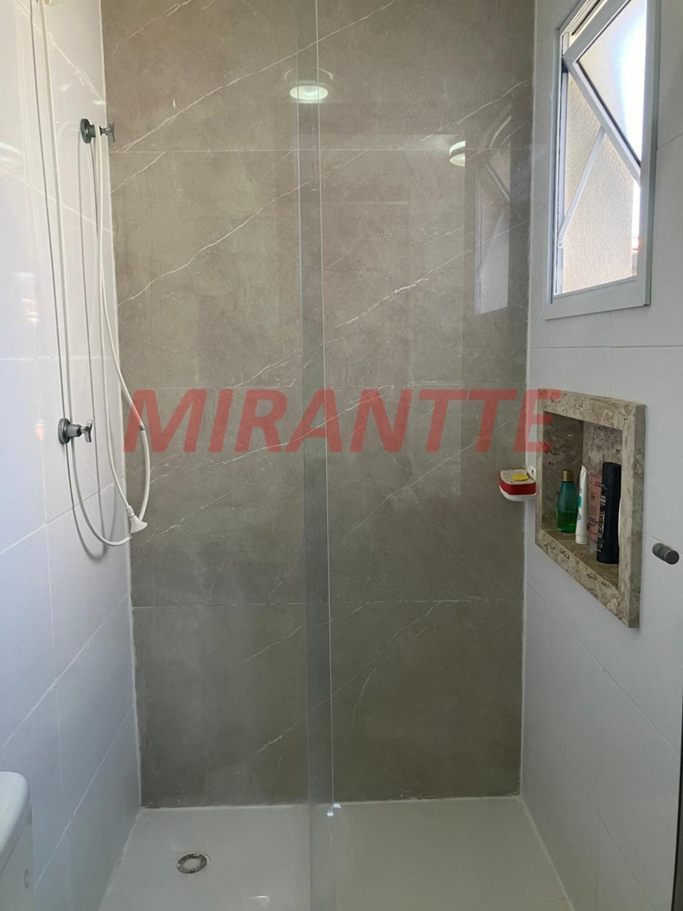 Sobrado de 88m² com 3 quartos em Santa Teresinha
