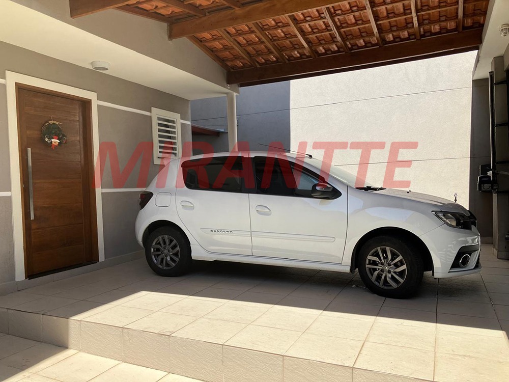 Sobrado de 88m² com 3 quartos em Santa Teresinha