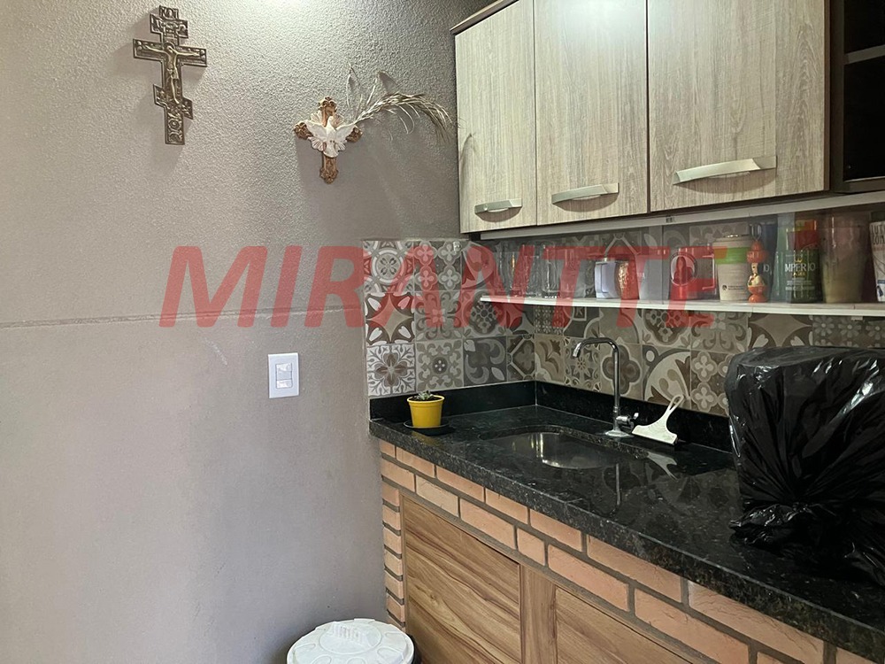 Sobrado de 88m² com 3 quartos em Santa Teresinha