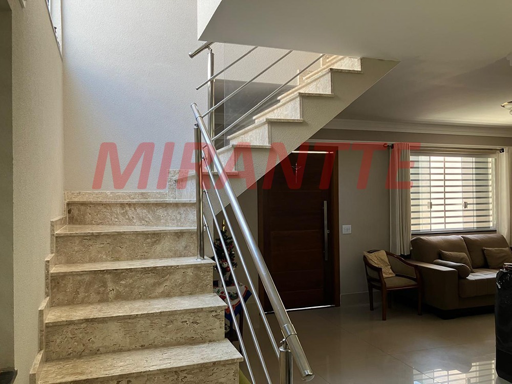 Sobrado de 88m² com 3 quartos em Santa Teresinha