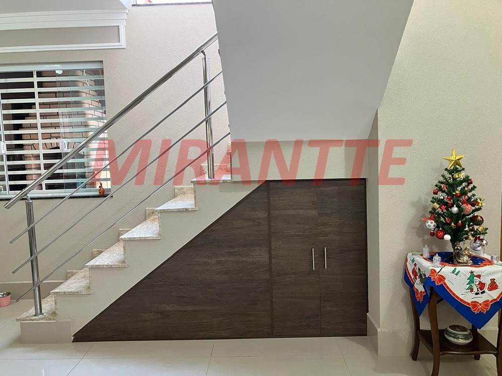 Sobrado de 88m² com 3 quartos em Santa Teresinha