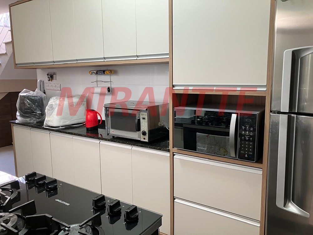 Sobrado de 88m² com 3 quartos em Santa Teresinha