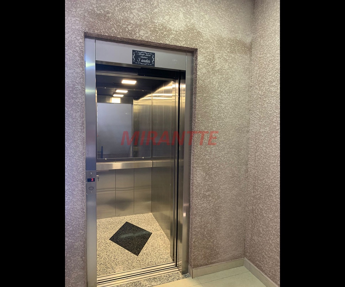 Apartamento de 44m² com 2 quartos em Vila Constança