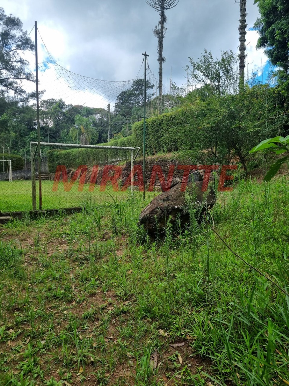 Terreno de 0m² em Jardim da Montanha