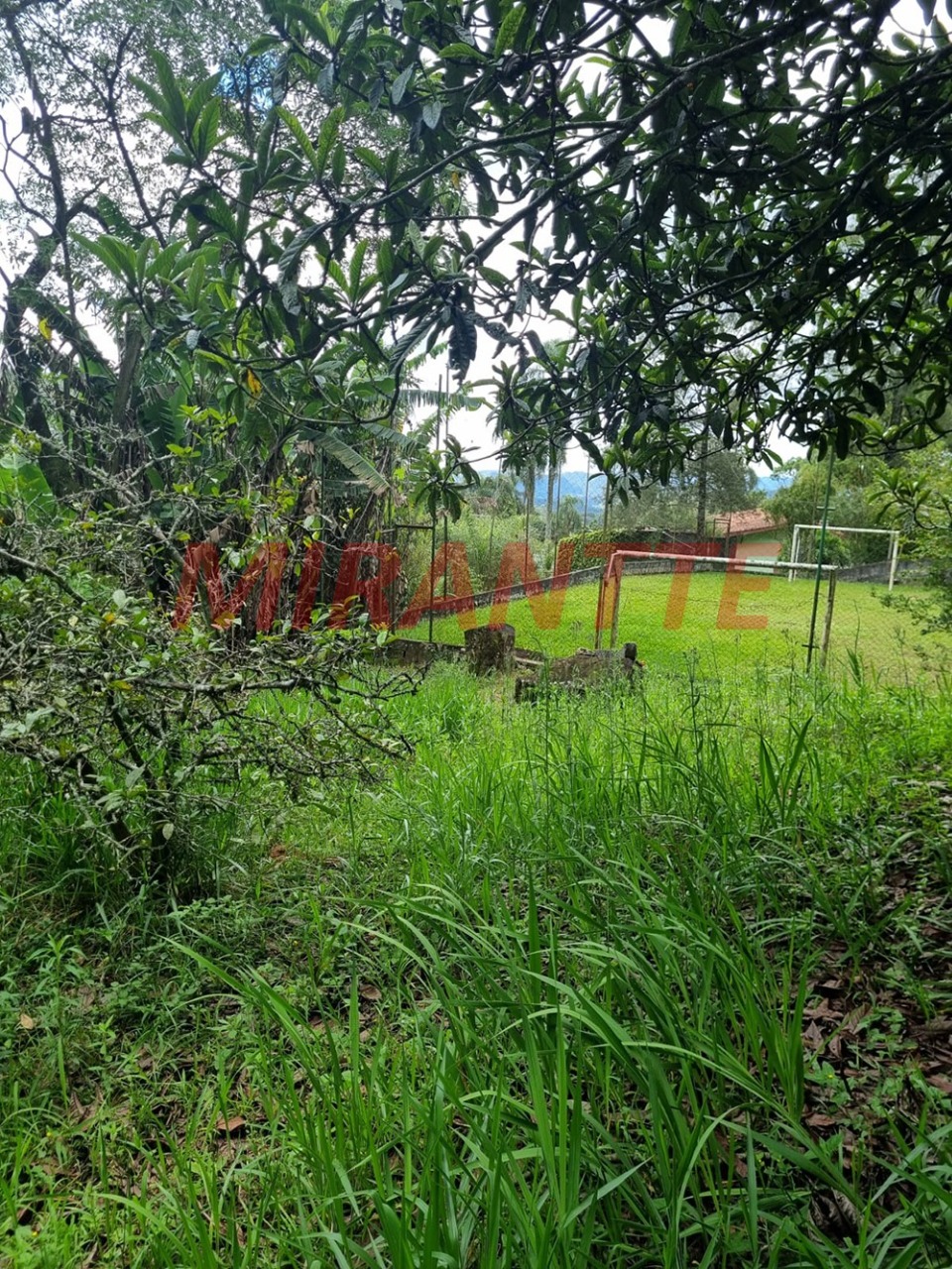 Terreno de 0m² em Jardim da Montanha