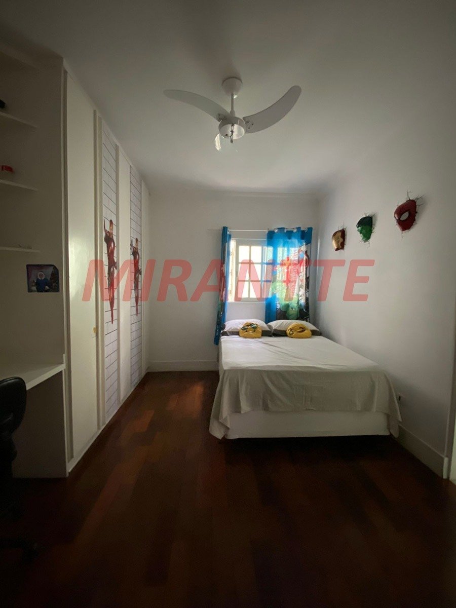 Cond. fechado de 320m² com 5 quartos em Vila Albertina
