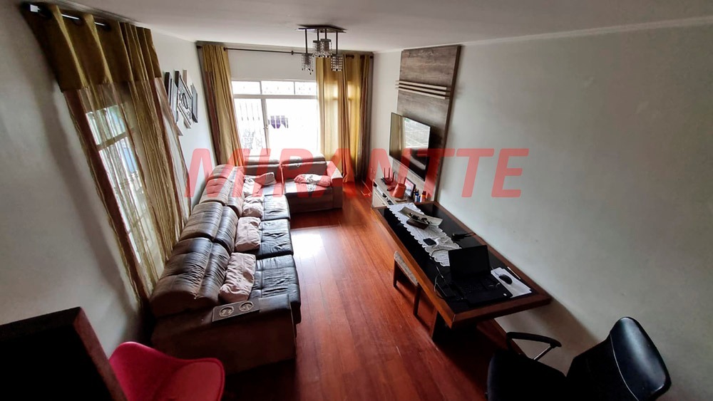 Sobrado de 186m² com 3 quartos em Vila Nova Mazzei