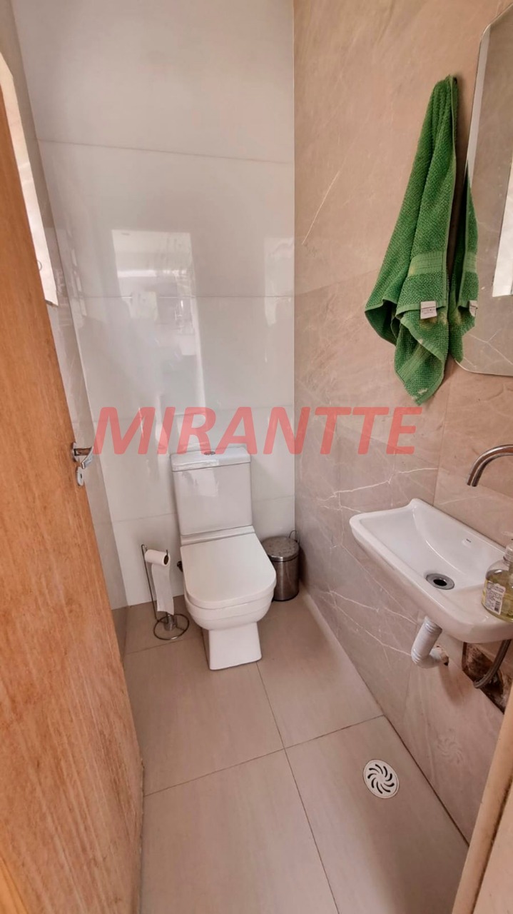 Sobrado de 186m² com 3 quartos em Vila Nova Mazzei