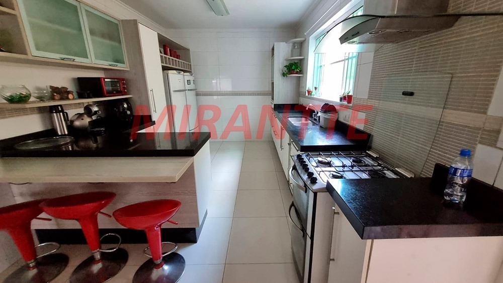 Sobrado de 186m² com 3 quartos em Vila Nova Mazzei