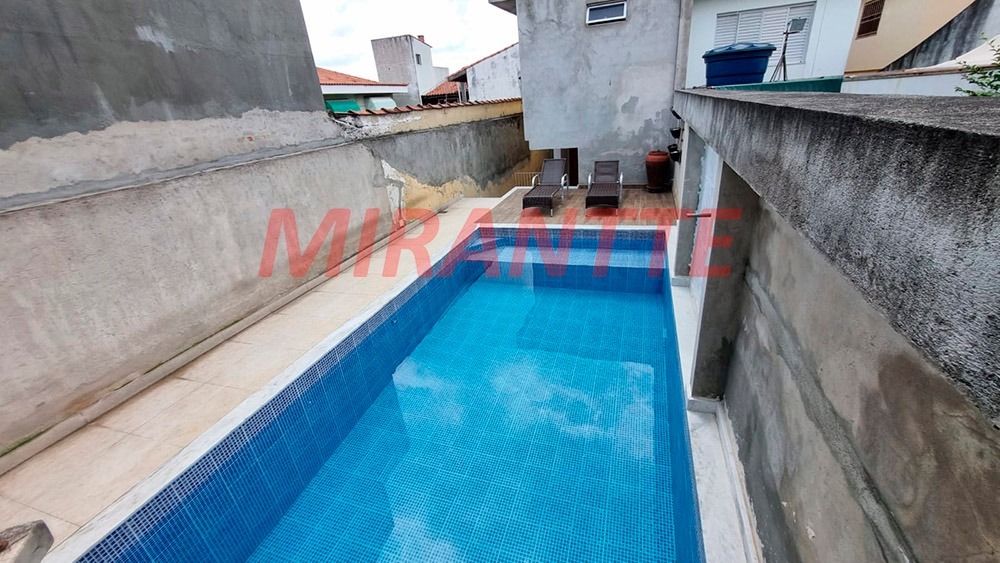 Sobrado de 186m² com 3 quartos em Vila Nova Mazzei