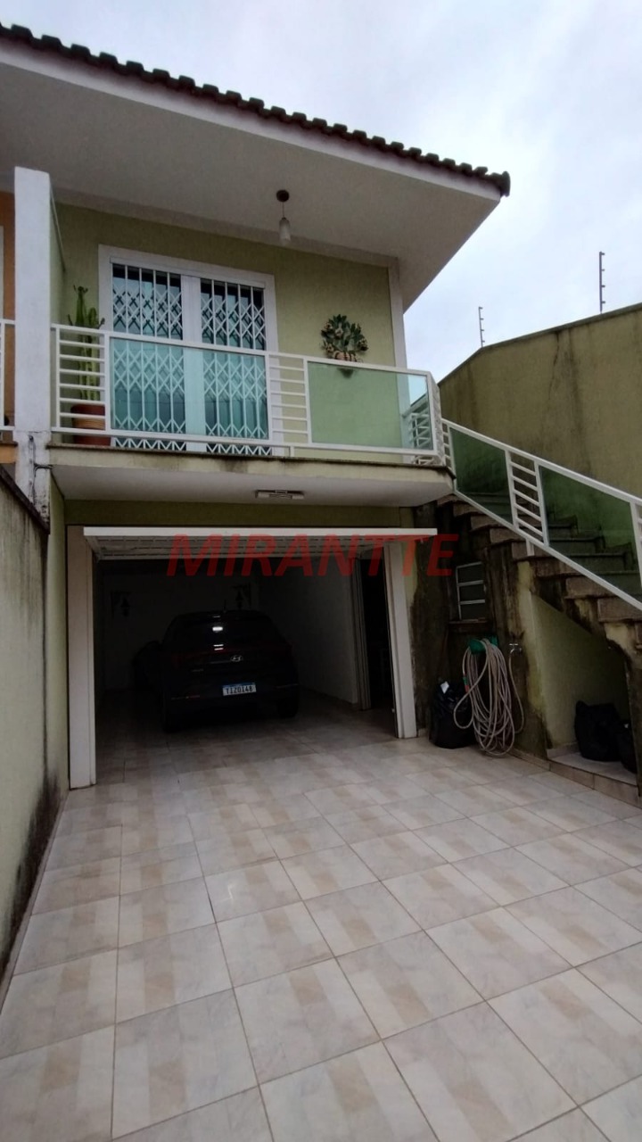 Sobrado de 141m² com 3 quartos em Vila Mazzei