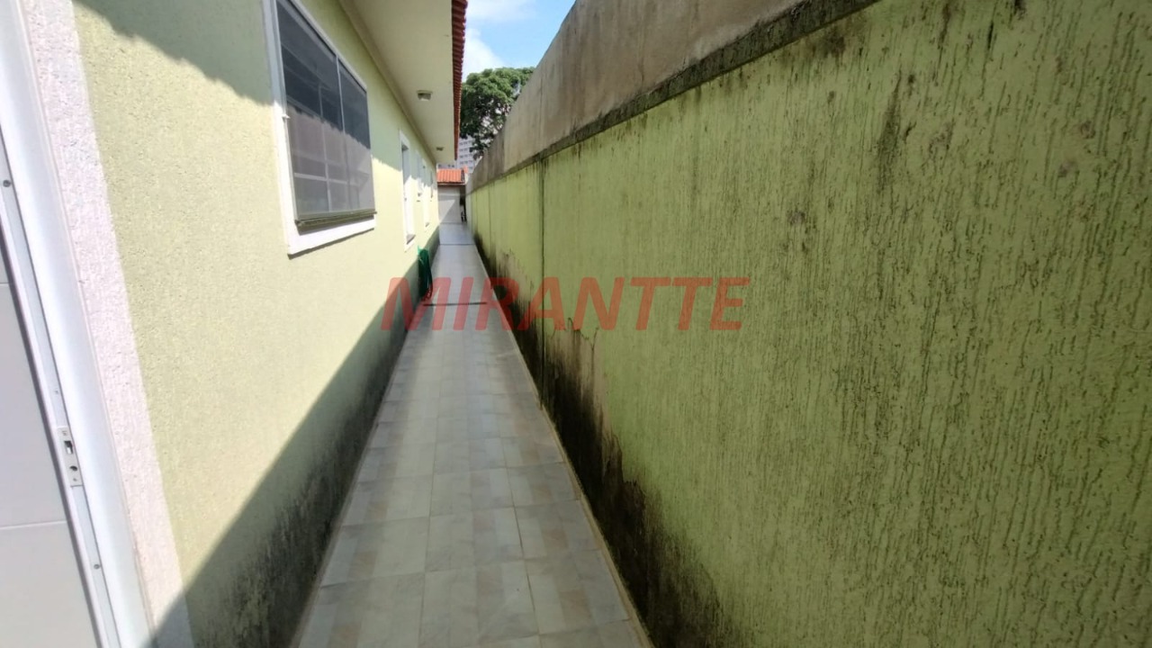 Sobrado de 141m² com 3 quartos em Vila Mazzei