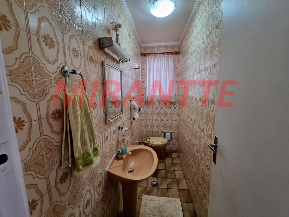 Sobrado de 152m² com 3 quartos em Tremembe