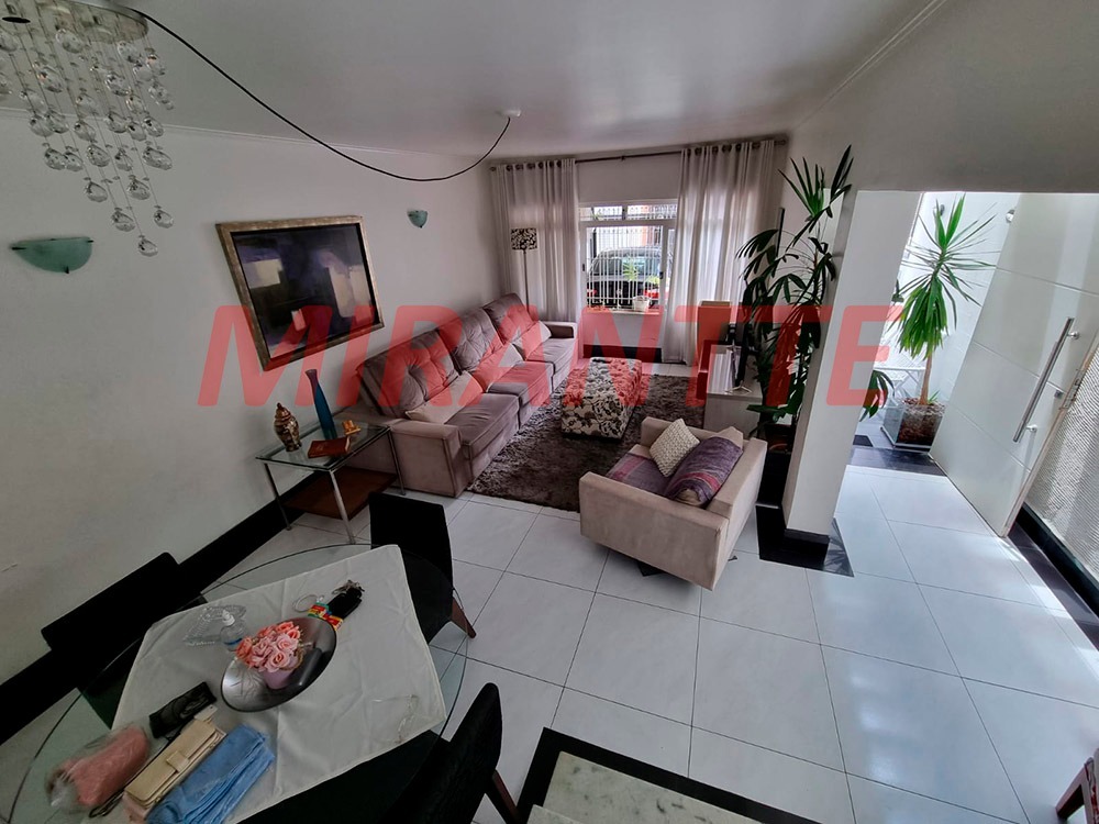 Sobrado de 152m² com 3 quartos em Tremembe