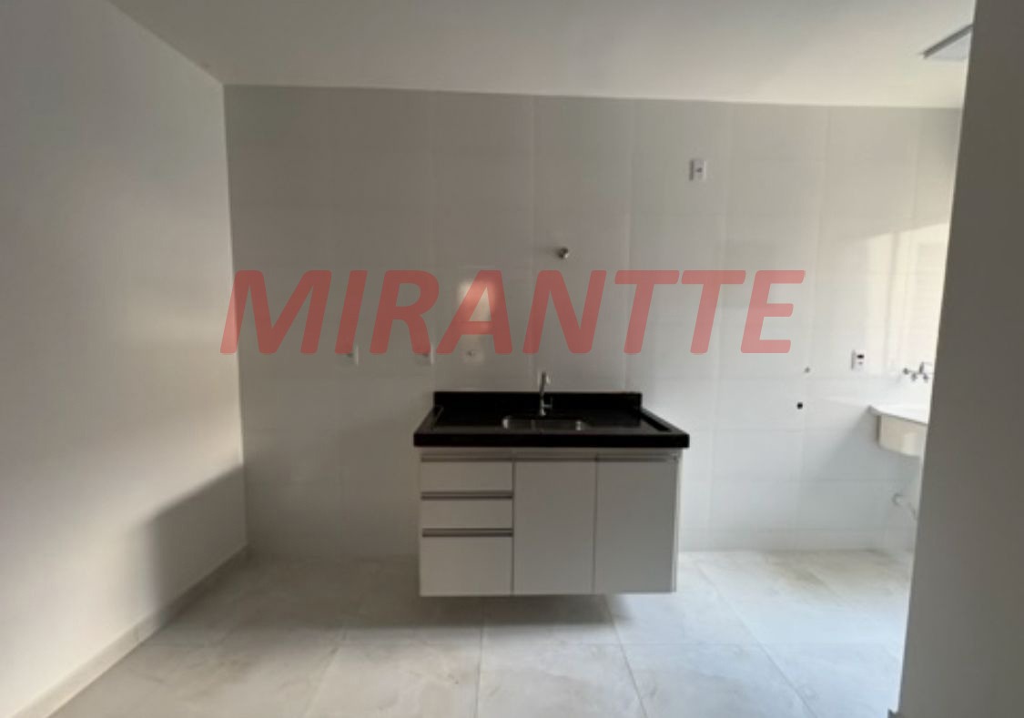 Apartamento de 42m² com 2 quartos em Jaçana