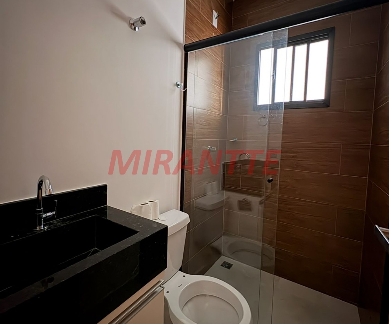 Apartamento de 42m² com 2 quartos em Jaçana