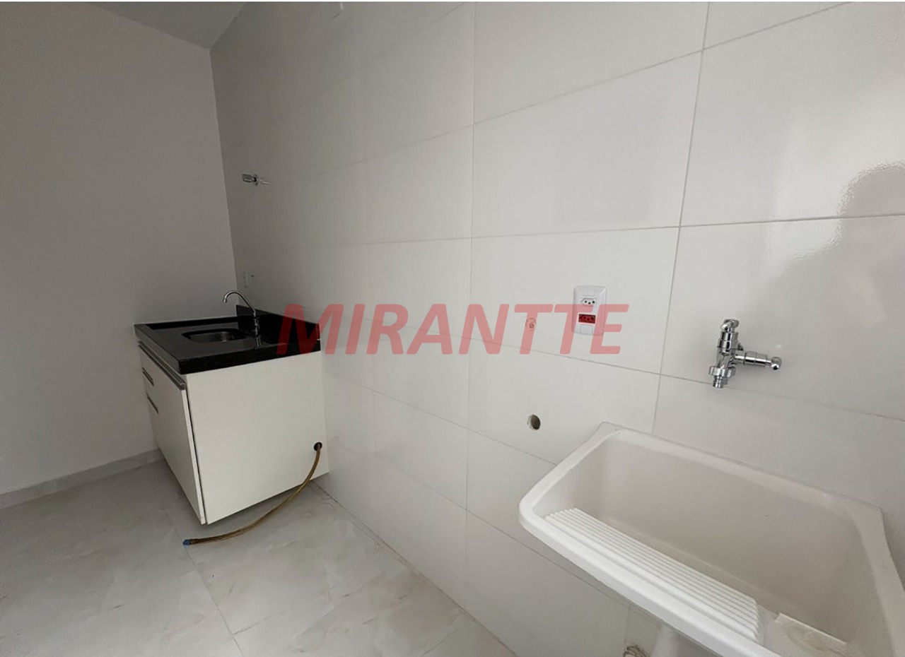 Apartamento de 42m² com 2 quartos em Jaçana