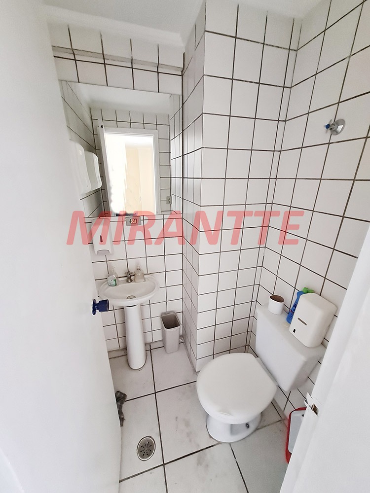 Comercial de 66m² em Santana
