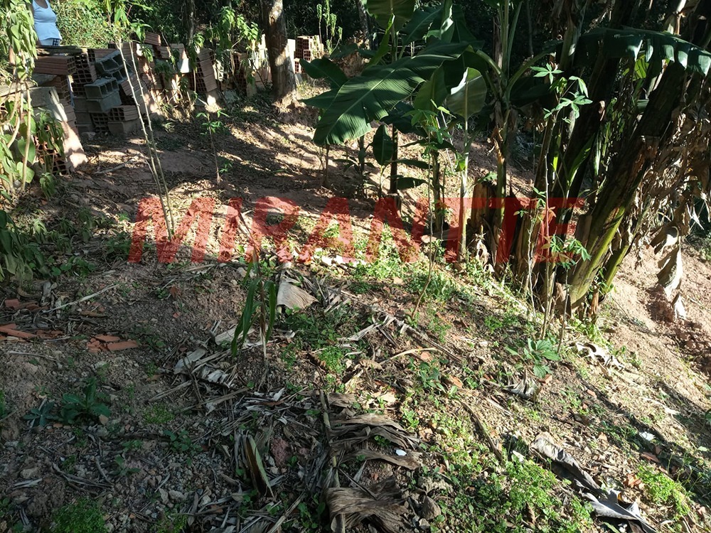 Terreno de 0m² em Samambaia