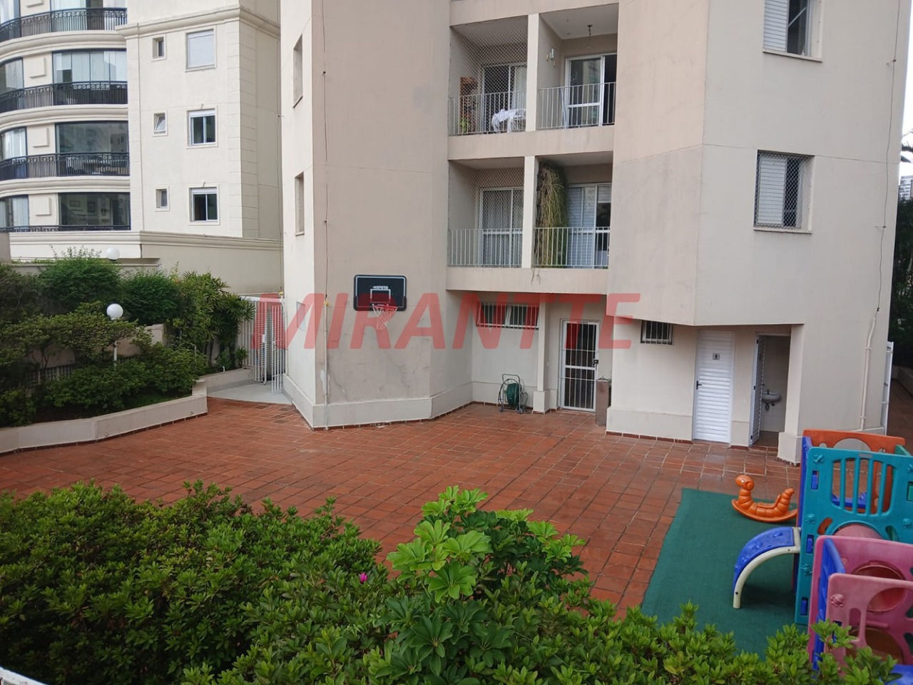 Apartamento de 80m² com 3 quartos em Santa Teresinha