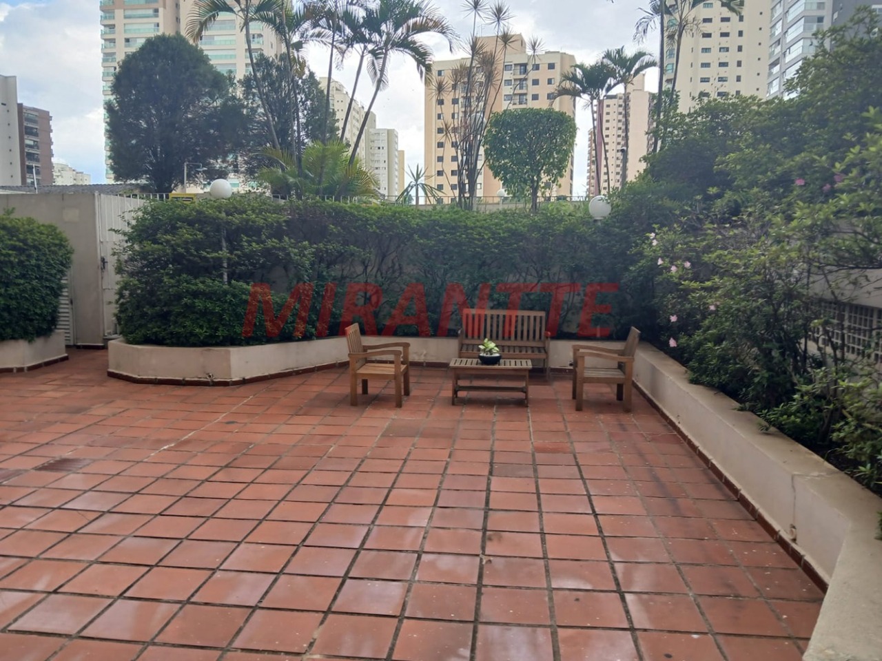 Apartamento de 80m² com 3 quartos em Santa Teresinha