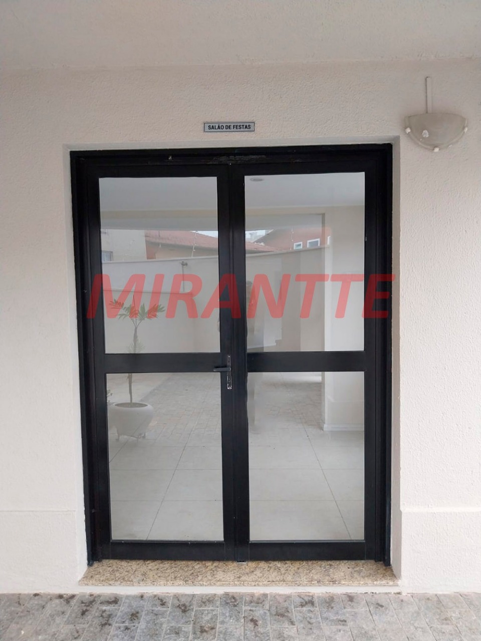 Apartamento de 0.55m² com 2 quartos em Santa Teresinha
