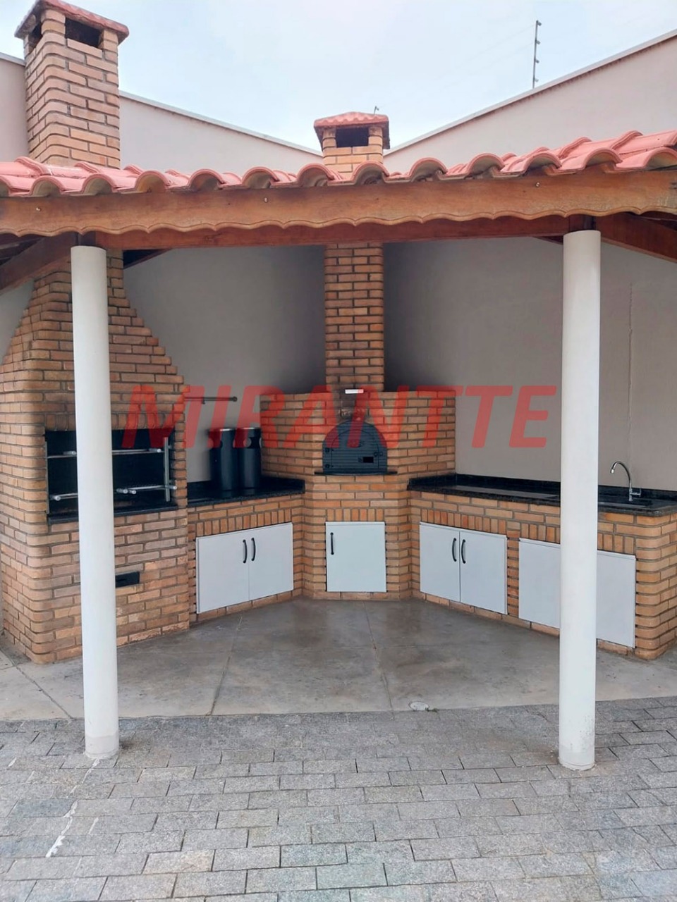 Apartamento de 0.55m² com 2 quartos em Santa Teresinha
