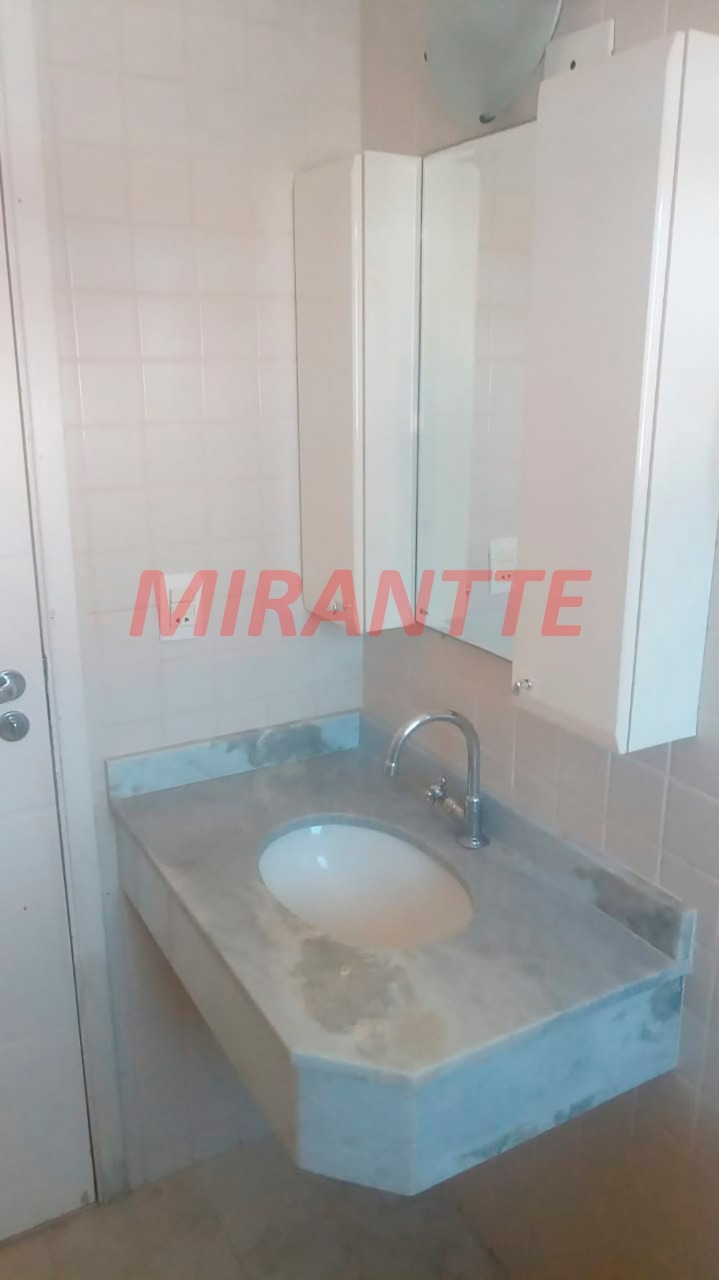 Cond. fechado de 150m² com 4 quartos em Horto Florestal