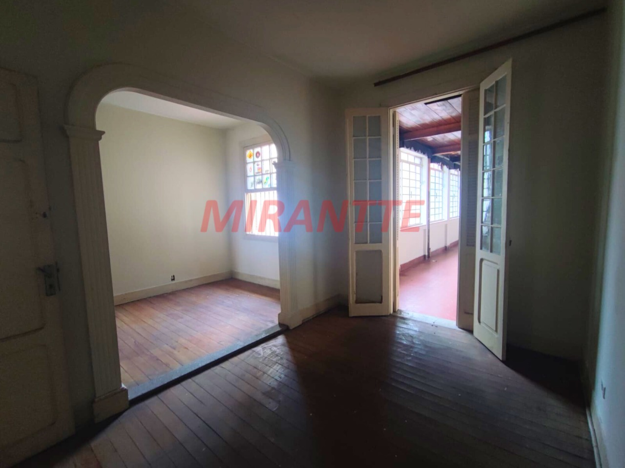 Sobrado de 280m² com 3 quartos em Santana