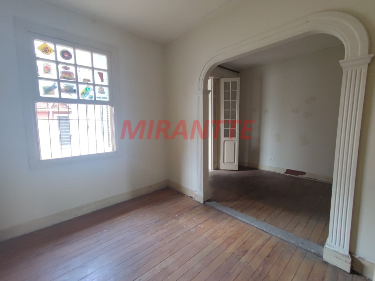 Sobrado de 280m² com 3 quartos em Santana