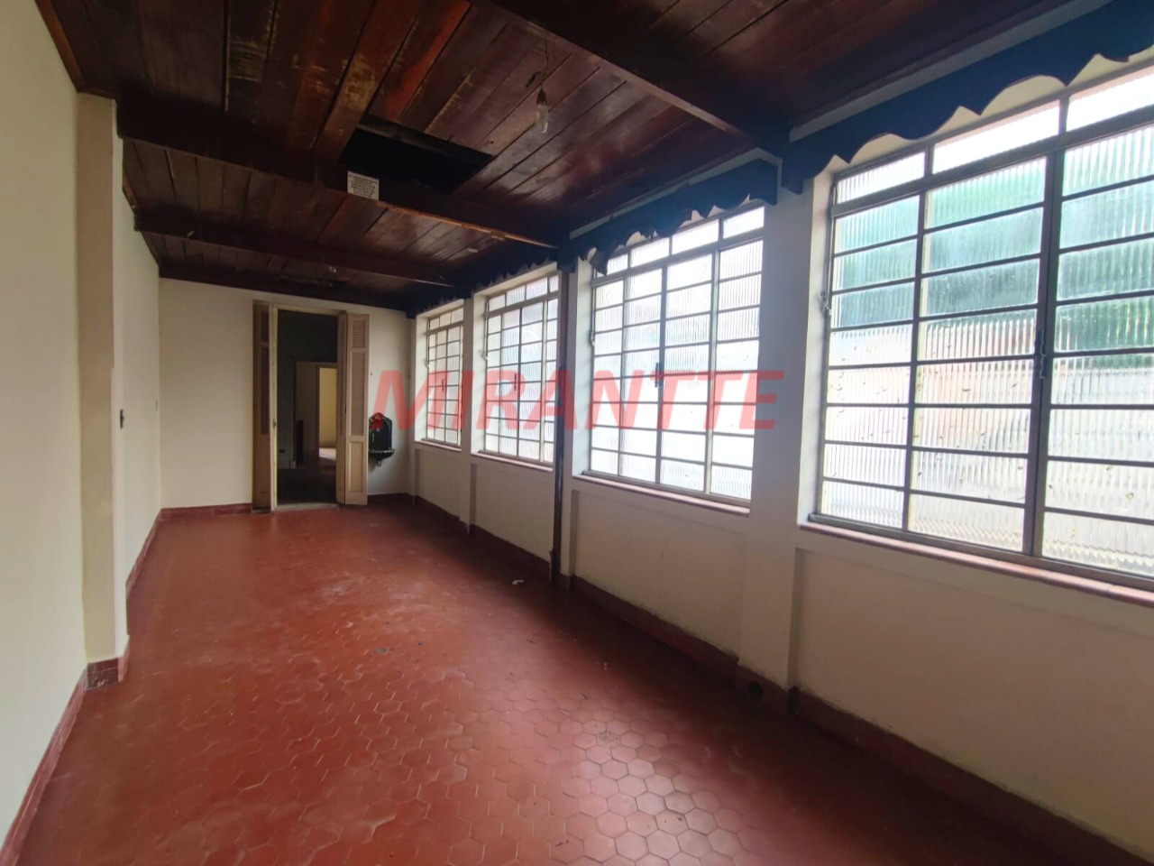 Sobrado de 280m² com 3 quartos em Santana