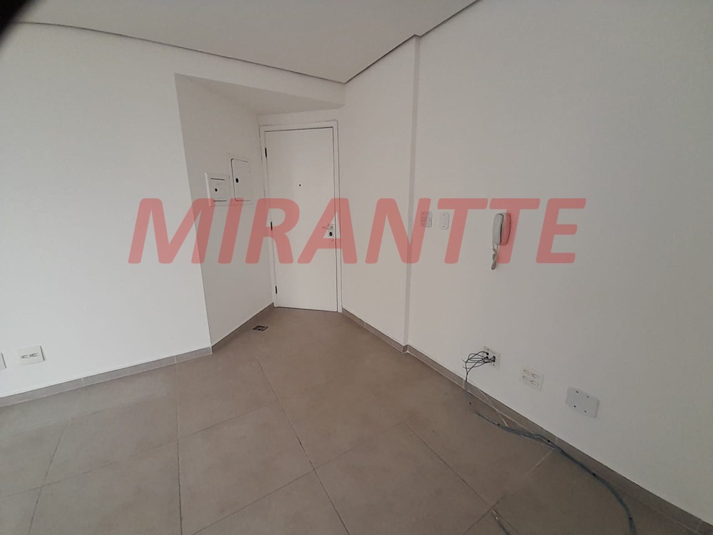 Comercial de 35m² em Santana
