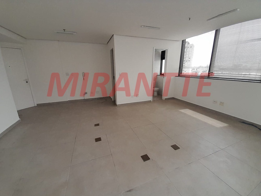 Comercial de 35m² em Santana