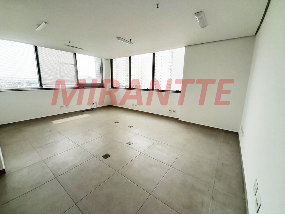 Comercial de 35m² em Santana
