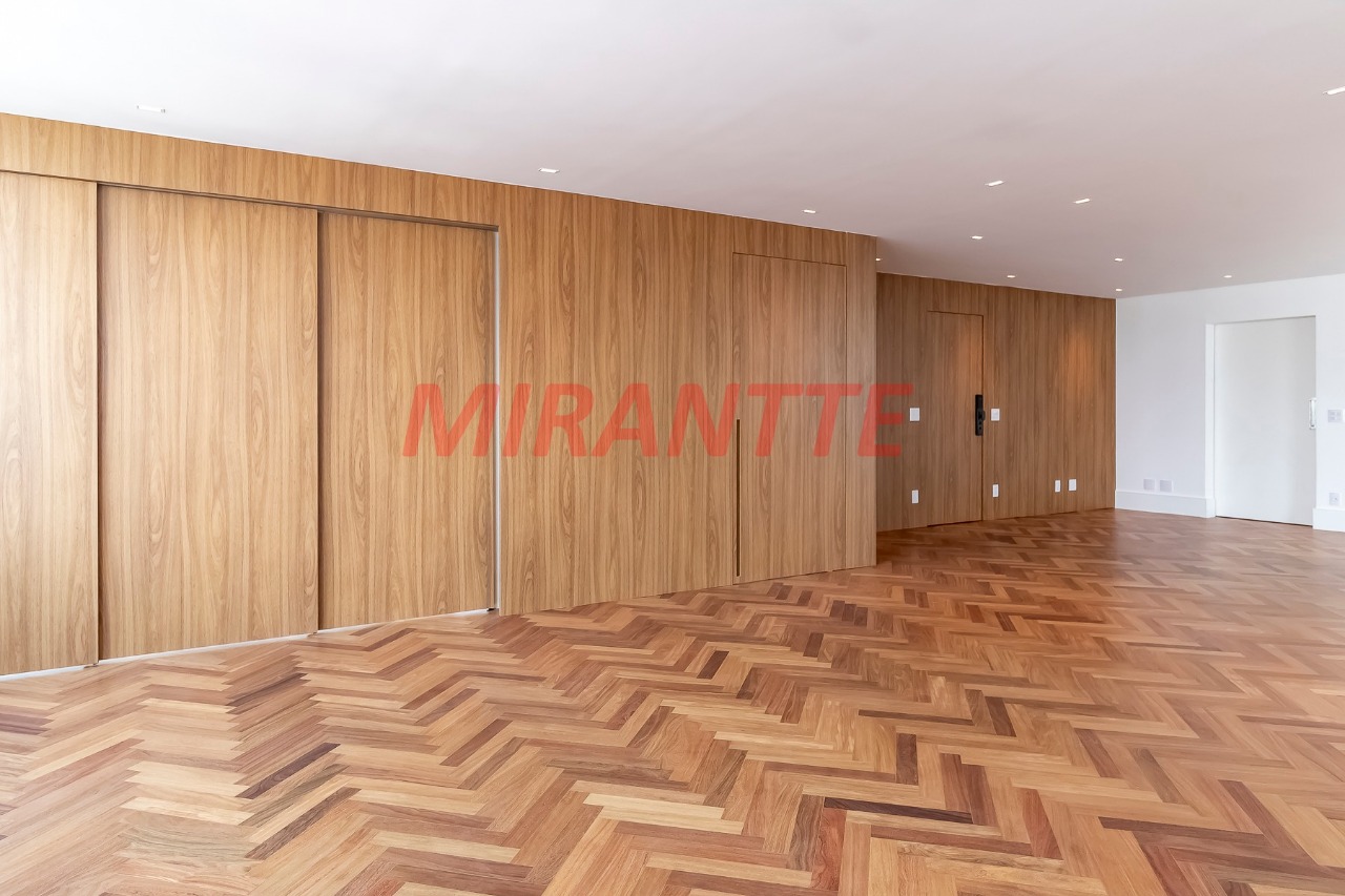 Apartamento de 290m² com 3 quartos em Higienópolis