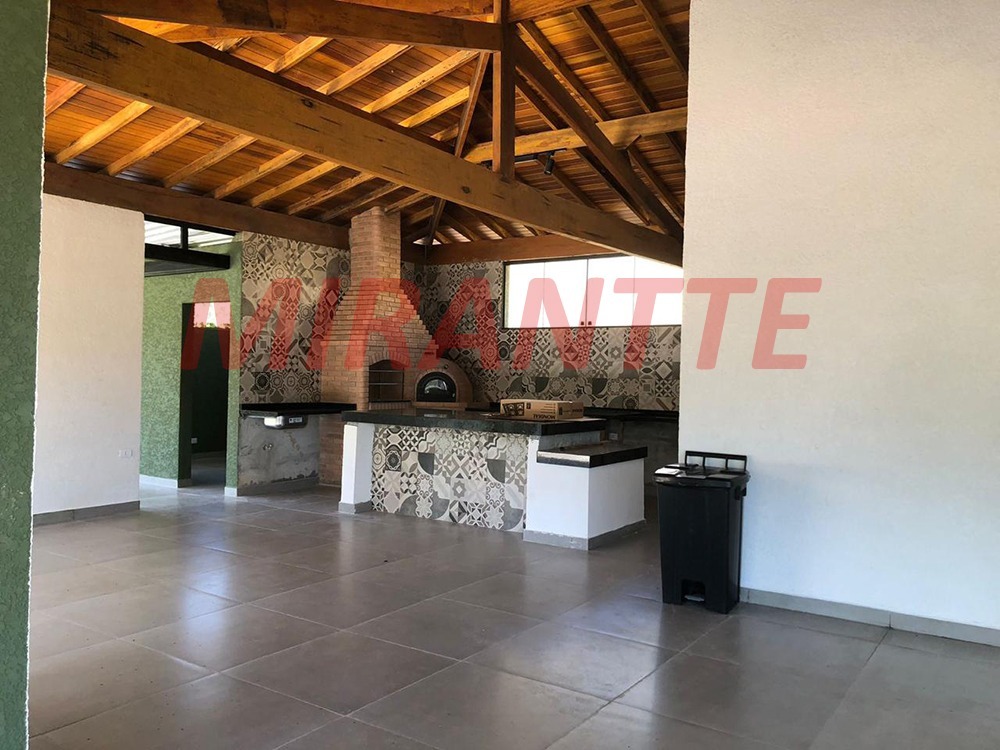 Cond. fechado de 260m² com 4 quartos em Chácaras Maringá