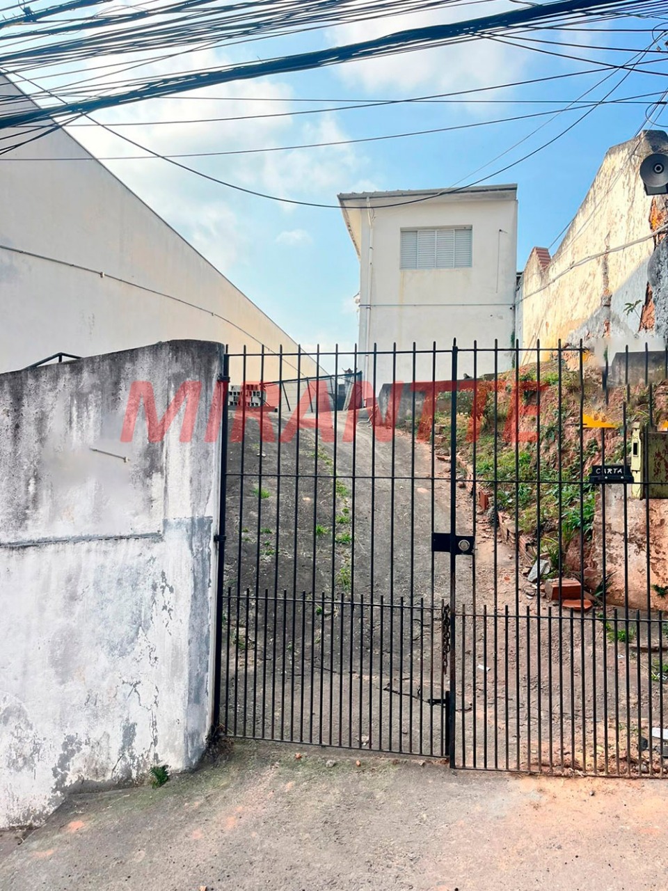 Casa terrea de 143m² com 2 quartos em Água Fria