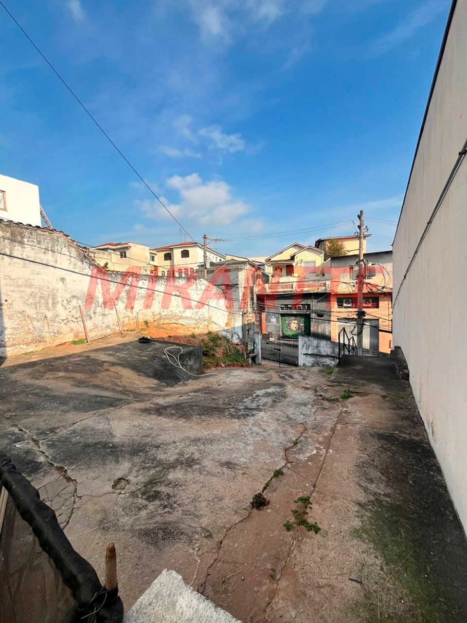 Casa terrea de 143m² com 2 quartos em Água Fria