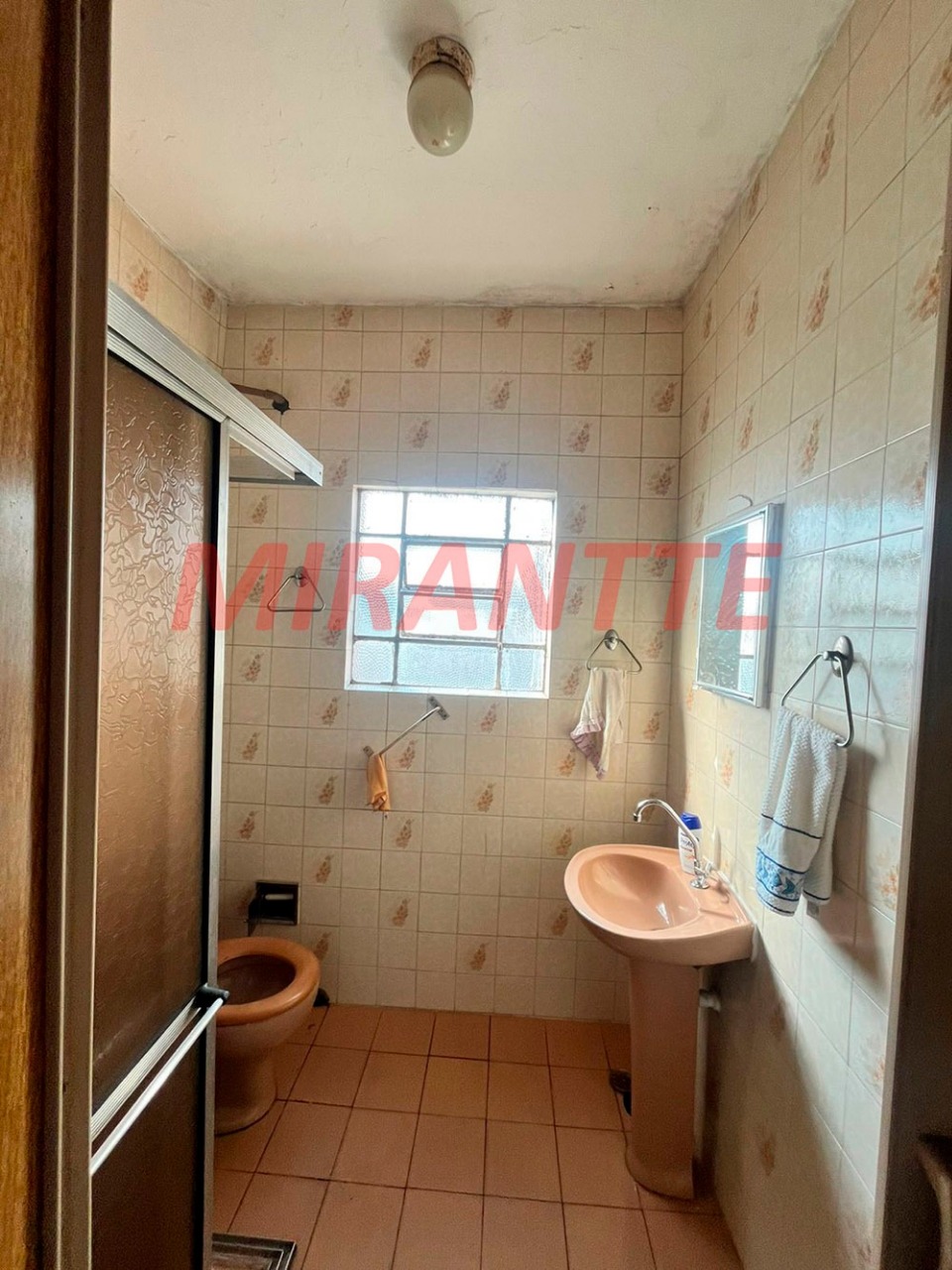 Casa terrea de 143m² com 2 quartos em Água Fria